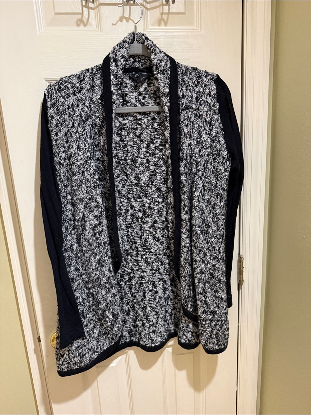 Cozy Black & White Open-Front Women's Sweater Cardigan with silver lurex.